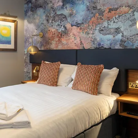 Hotel Keavan's Port Hotel, 4*