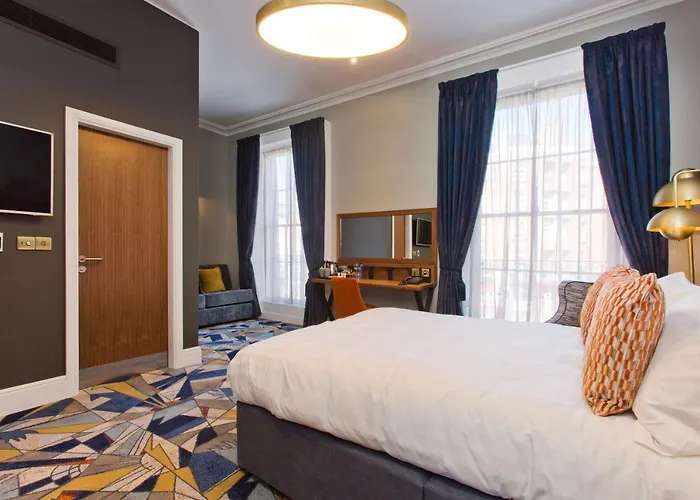 Keavan's Port Hotel, 4* Dublino