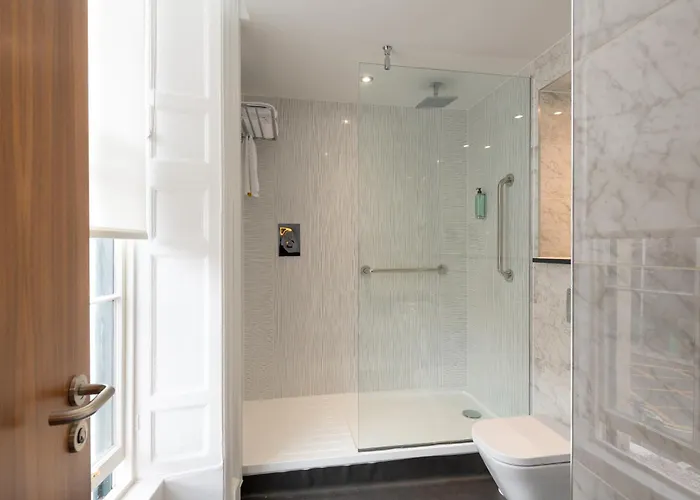 Keavan's Port Hotel, 酒店 都柏林